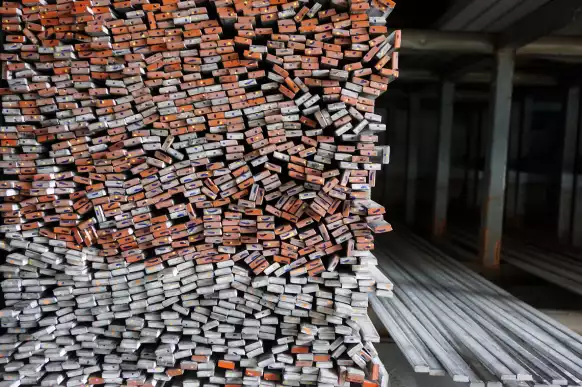 Шина алюминиевая фото со склада