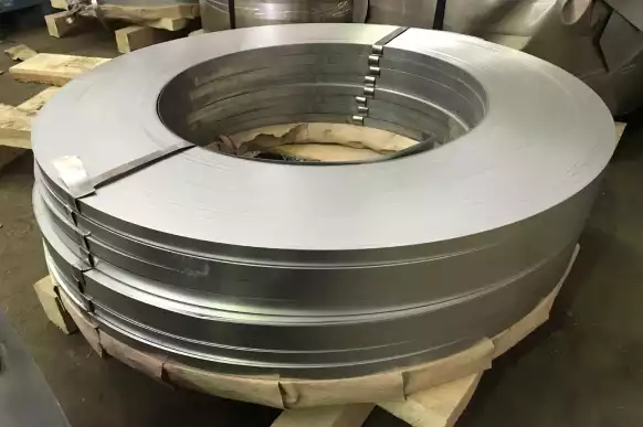 Лента стальная фото продукции со склада